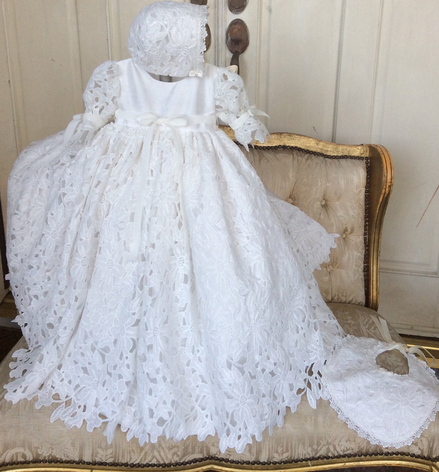 Christening Gown with Bonnet - Kendal