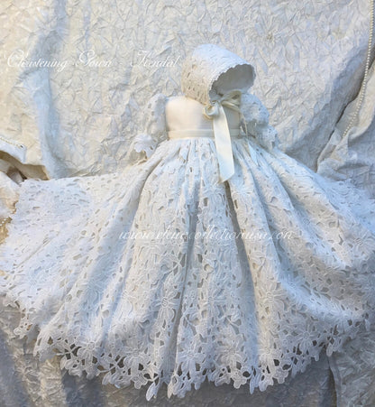 Christening Gown with Bonnet - Kendal